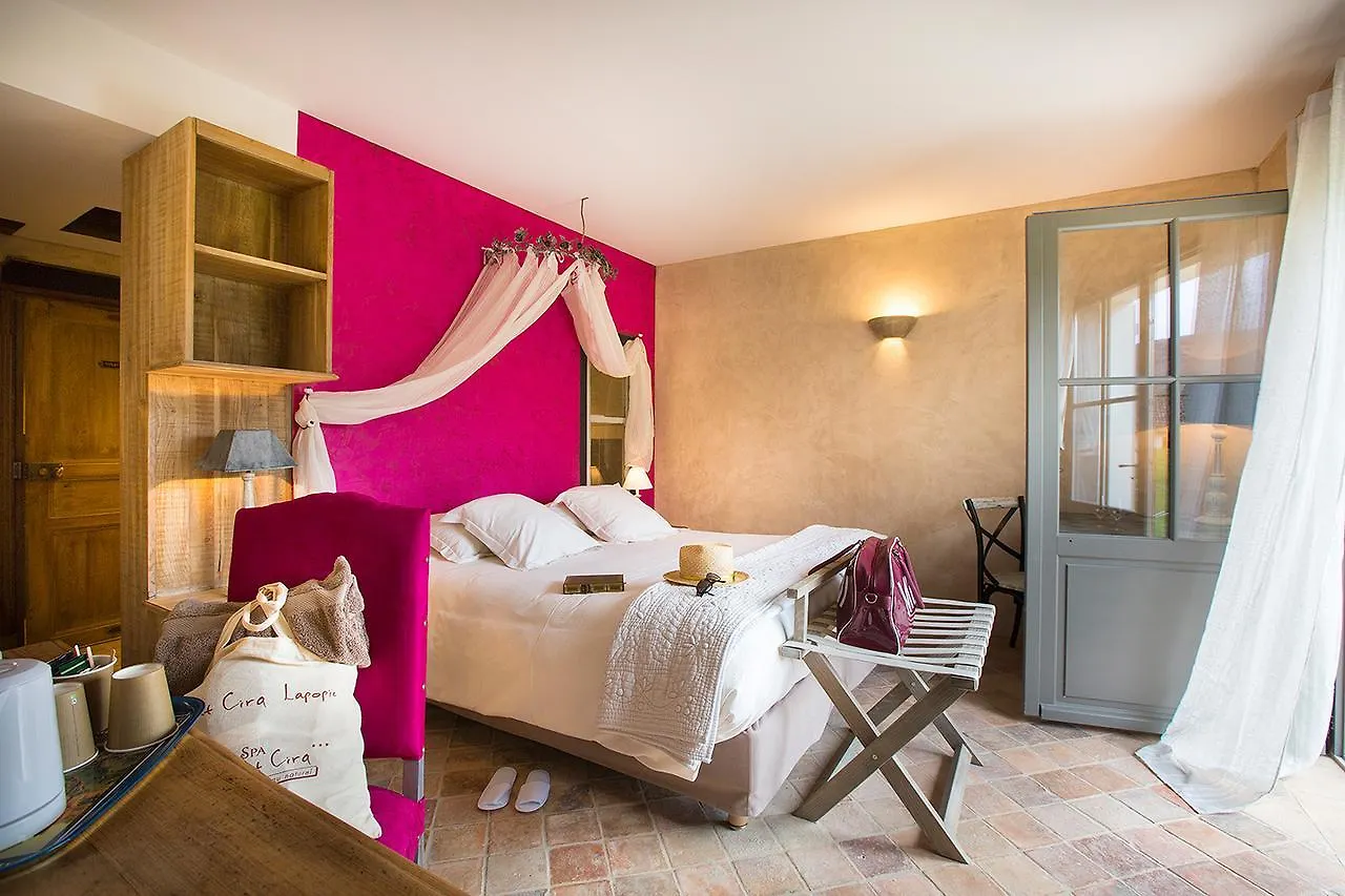 호텔 Hotel-Spa Le Saint Cirq Tour-de-Faure